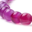 Kép 3/3 - Fukszia színű sávos achát ásványgyöngy (10mm)/5db