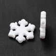 Kép 2/5 - 10db hópihe alakú akril gyöngy (12x11x2mm)