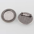 Kép 2/2 - Antikolt ezüst színű kitűzőalap (20mm)