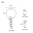 Kép 2/6 - 300db-os készlet, Antikolt ezüst színű kulcstartókarika lánccal és csavaros beszúróval (25mm) 