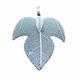 Kép 2/2 - Galvanizált erezetes levél alakú medál (ezüst)