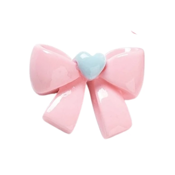 Masni szívvel műgyanta kaboson  (25x20x8mm)