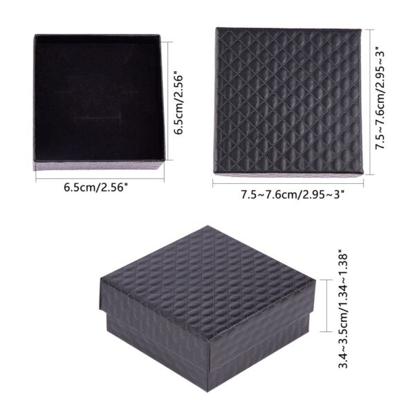 Fekete papír díszdoboz (7,3x7,3x3,5cm)