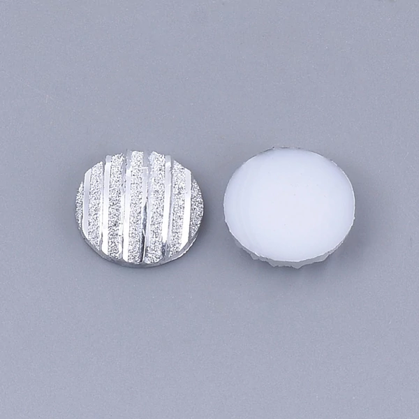Ezüst színű csillámos műgyanta kabochon (12mm) /4db