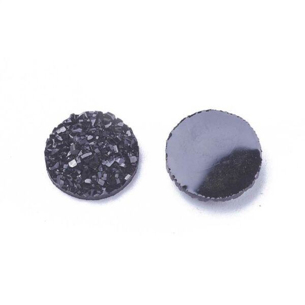 Fekete színű csillámos druzy műgyanta kabochon (12mm)