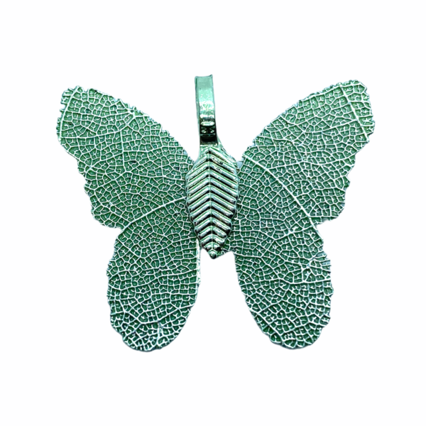 Galvanizált erezetes pillangó alakú medál (zöld)