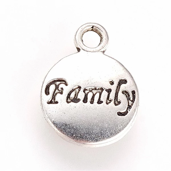 Antikolt ezüst színű family feliratú kör alakú fityegő/5db