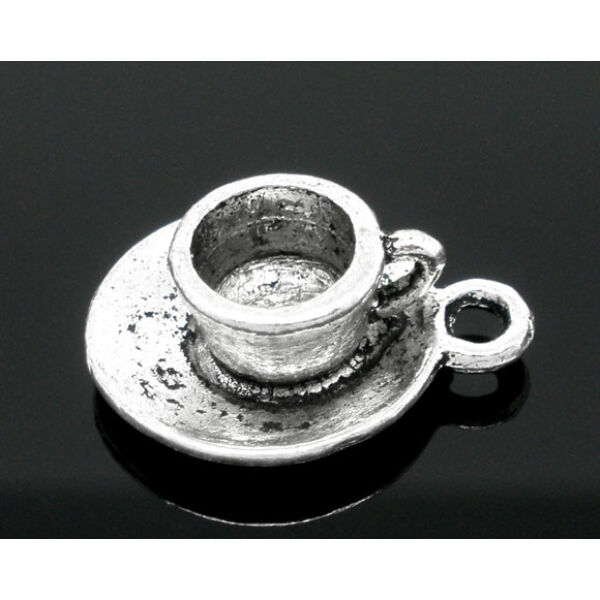 Antikolt ezüst színű kávéscsésze fityegő