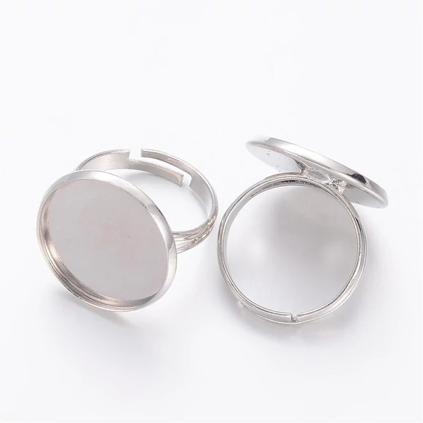 Antikolt ezüst színű gyűrűalap (18mm) (1026)