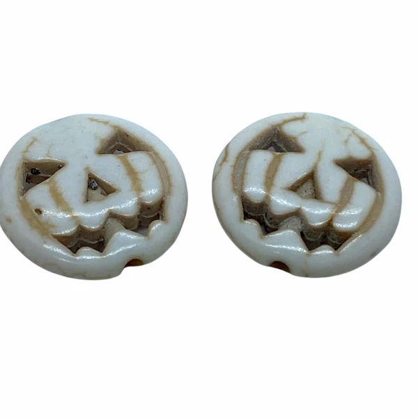 Szintetikus türkiz fehér halloween tök gyöngy (15x3,5mm)