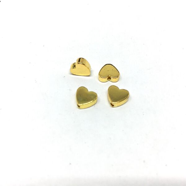 4db Arany színű szív alakú köztes gyöngy (5x6mm)