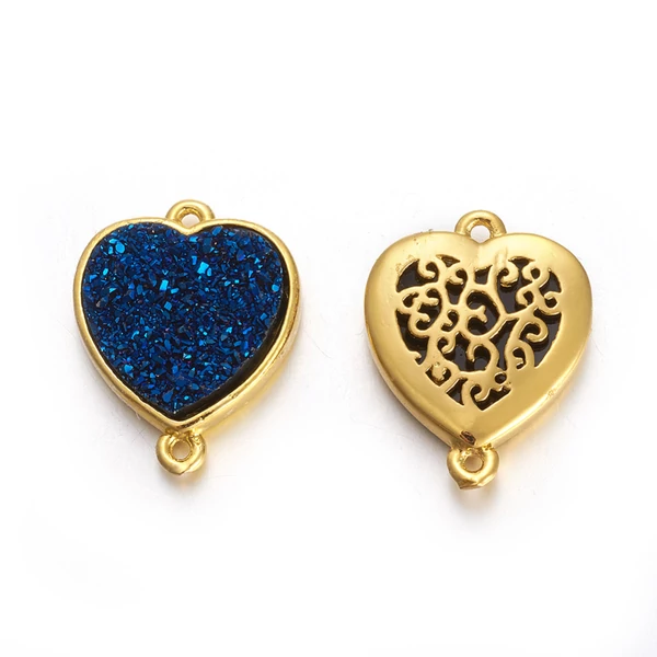 Arany színű szív alakú kapcsolóelem tengerészkék druzy kabosonnal (17x13mm)