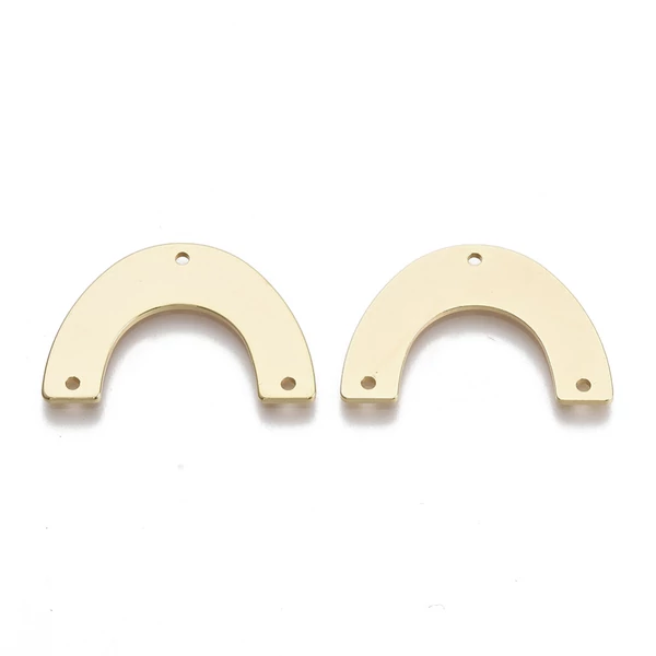 Arany színű patkó alakú kapcsolóelem 18K arany bevonattal