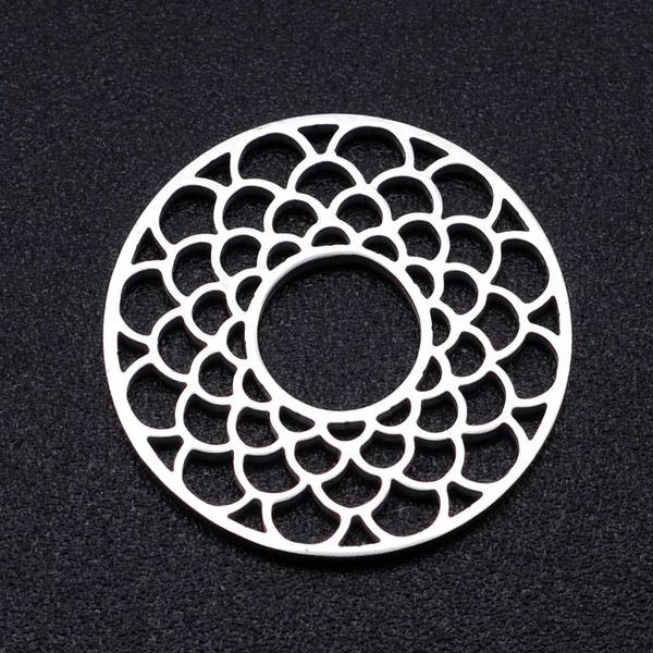 Nemesacél mandala alakú kapcsolóelem (17mm)