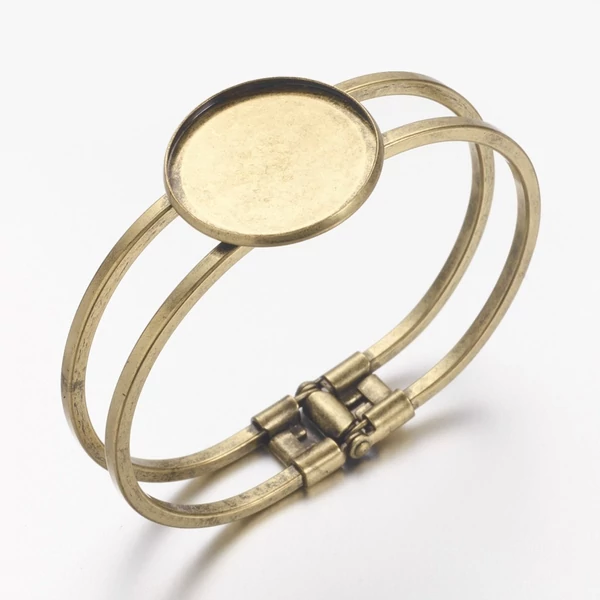 Antikolt bronz színű alacsonyabb peremű karperecalap (30mm)