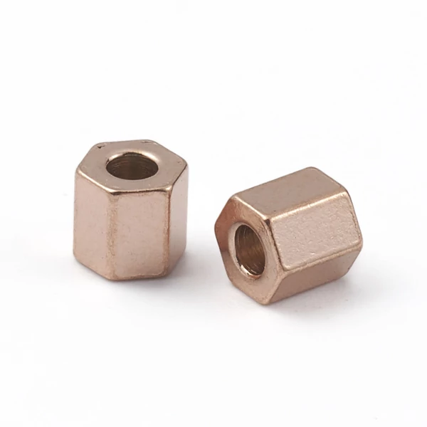 Rozé arany színű nemesacél gyöngy (4,5x4,5mm)