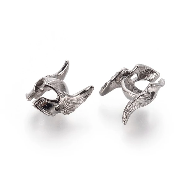 Gunmetál színű sisak alakú gyöngy szárnyakkal