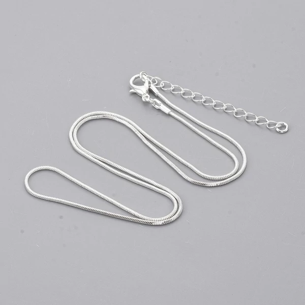 Ezüst színű kígyó nyaklánc (47,2cm)