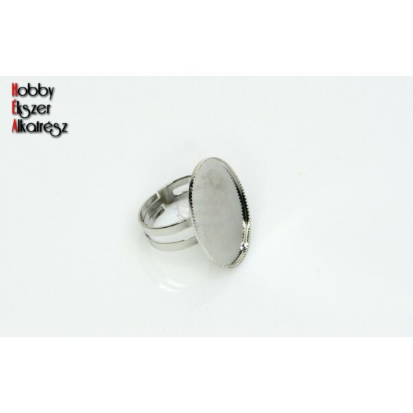 Antikolt ezüst színű sima szélű gyűrűalap (18x25mm)