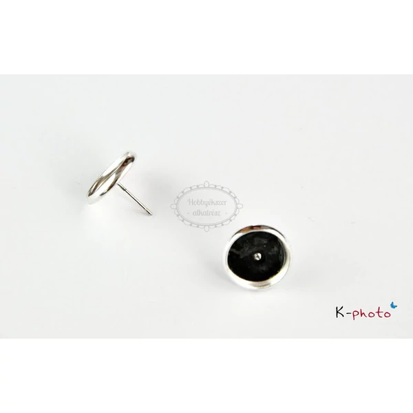Antikolt ezüst színű bedugós fülbevalóalap (10mm)