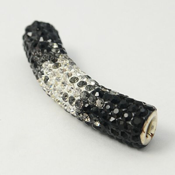 Strasszal díszített, fekete cső alakú gyöngy (47x9mm)