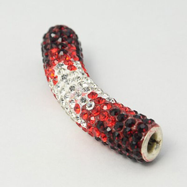 Strasszal díszített, piros színű cső alakú gyöngy (47x9mm)