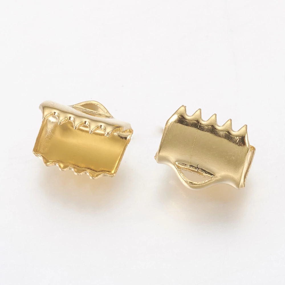 Arany színű nemesacél szalagvégzáró (6x6,5mm) /4db